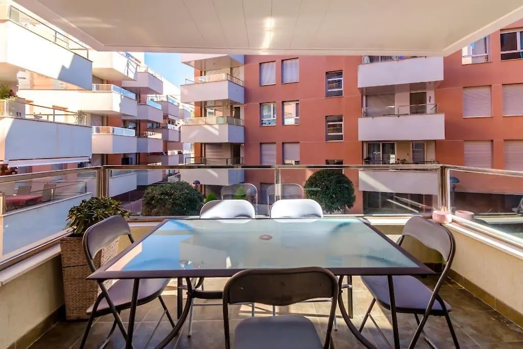 Apartment Sa Boadella Con Piscina Y Garaje Close To The Beach Lloret de Mar